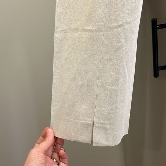 Brunello Cucinelli Cream Ankle Pants - Picture 5 of 12